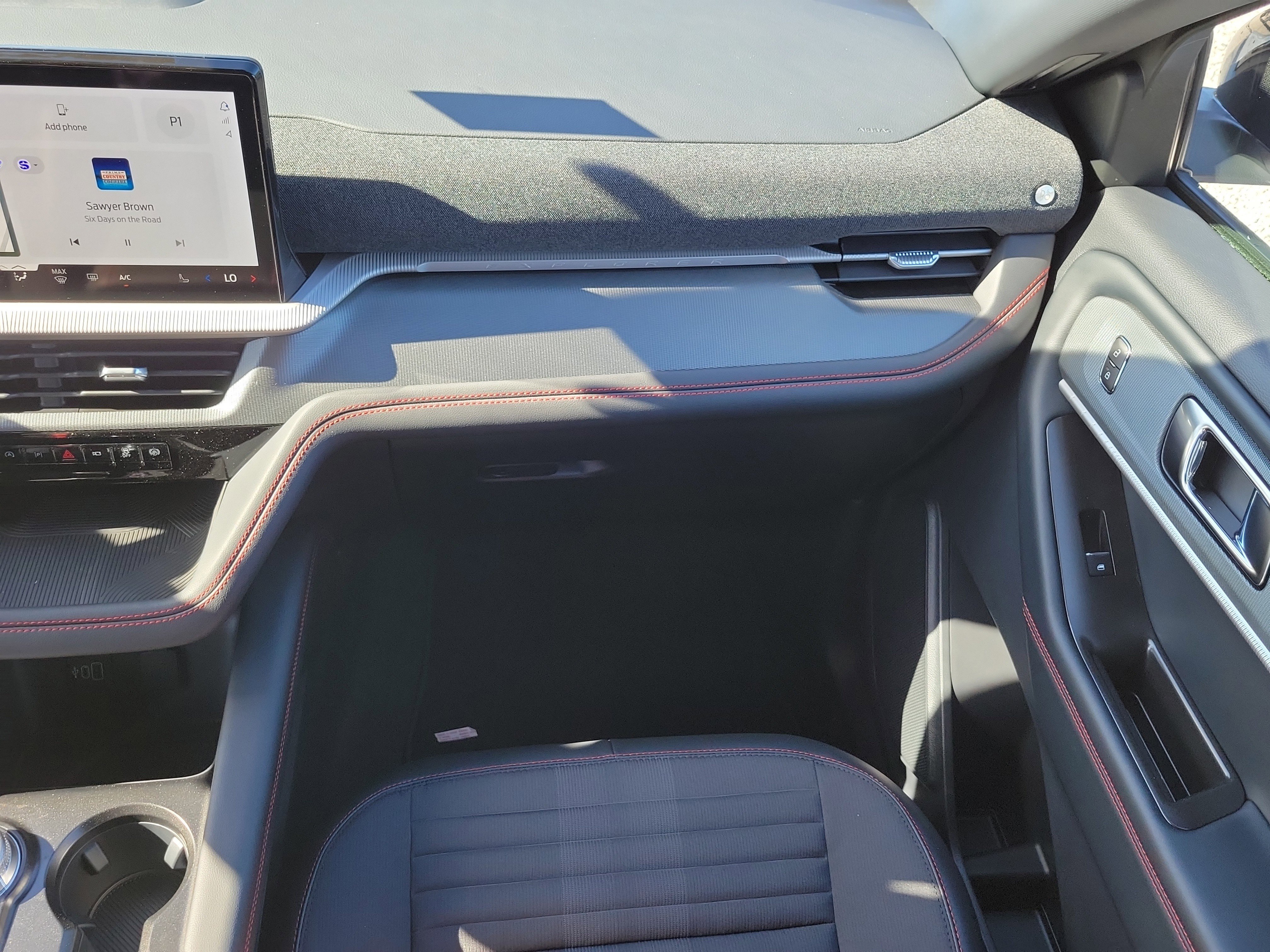 New 2026 Ford Explorer ST-Line RWD image 15