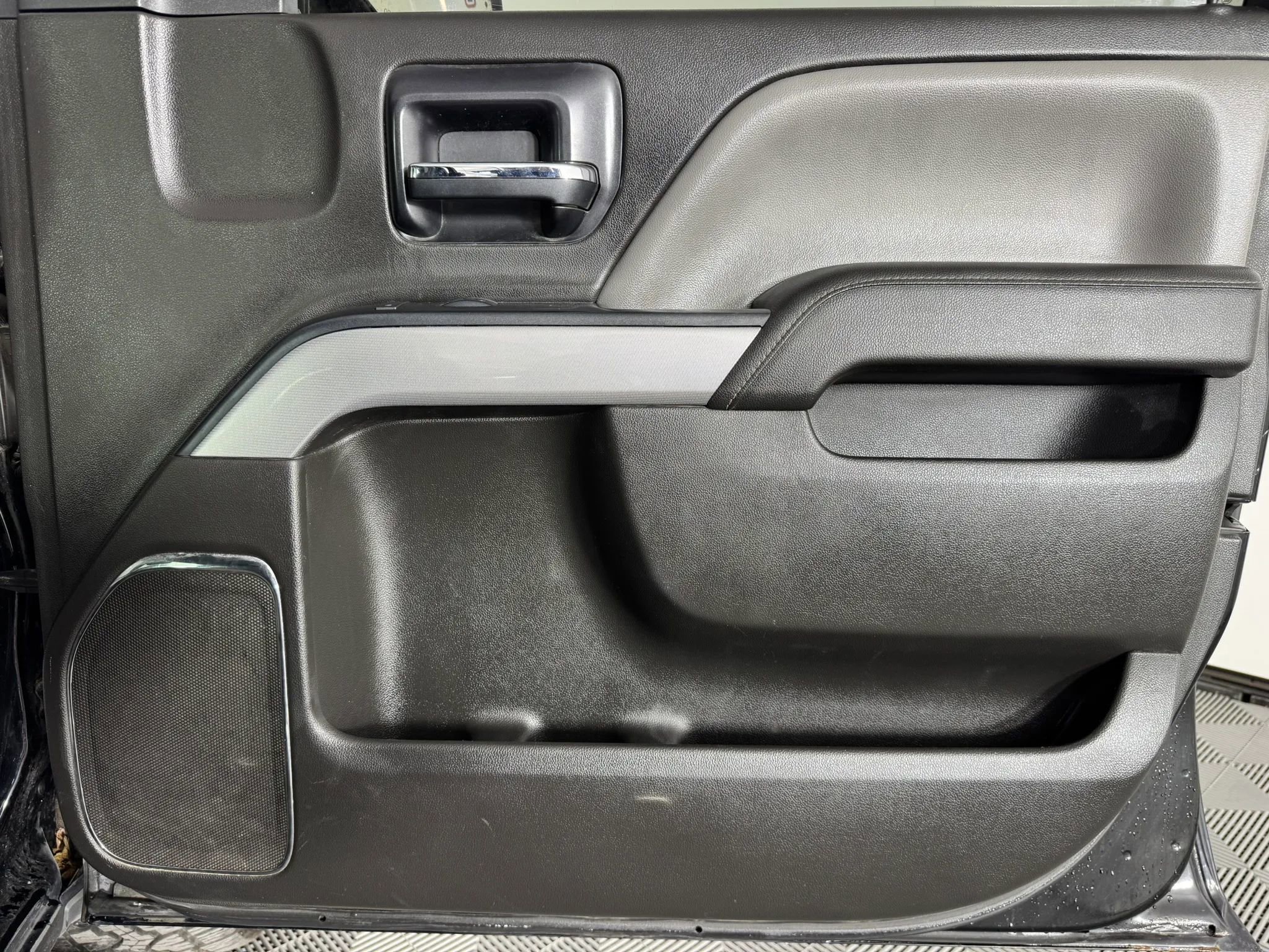 Used 2014 Chevrolet Silverado 1500 LTZ Z71 w/ LTZ Plus Package AWD/4WD image 42