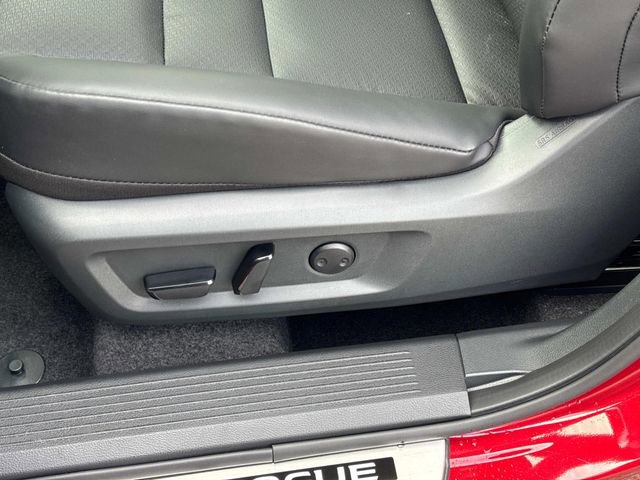 New 2026 Nissan Rogue SV image 24