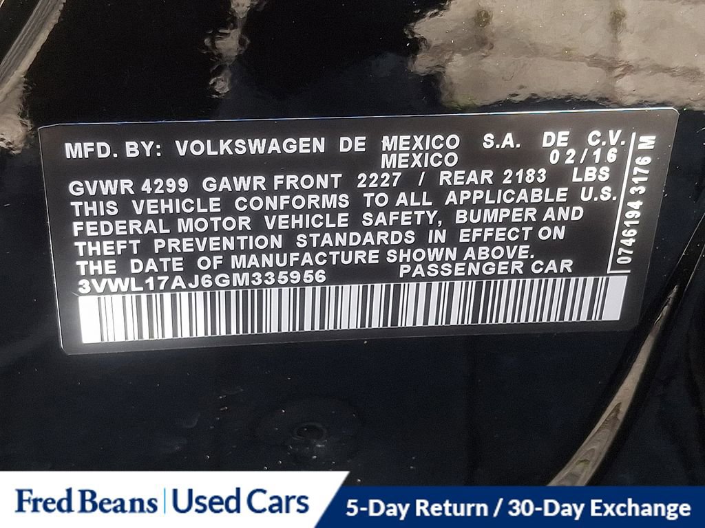 Used 2016 Volkswagen Jetta SEL FWD image 27