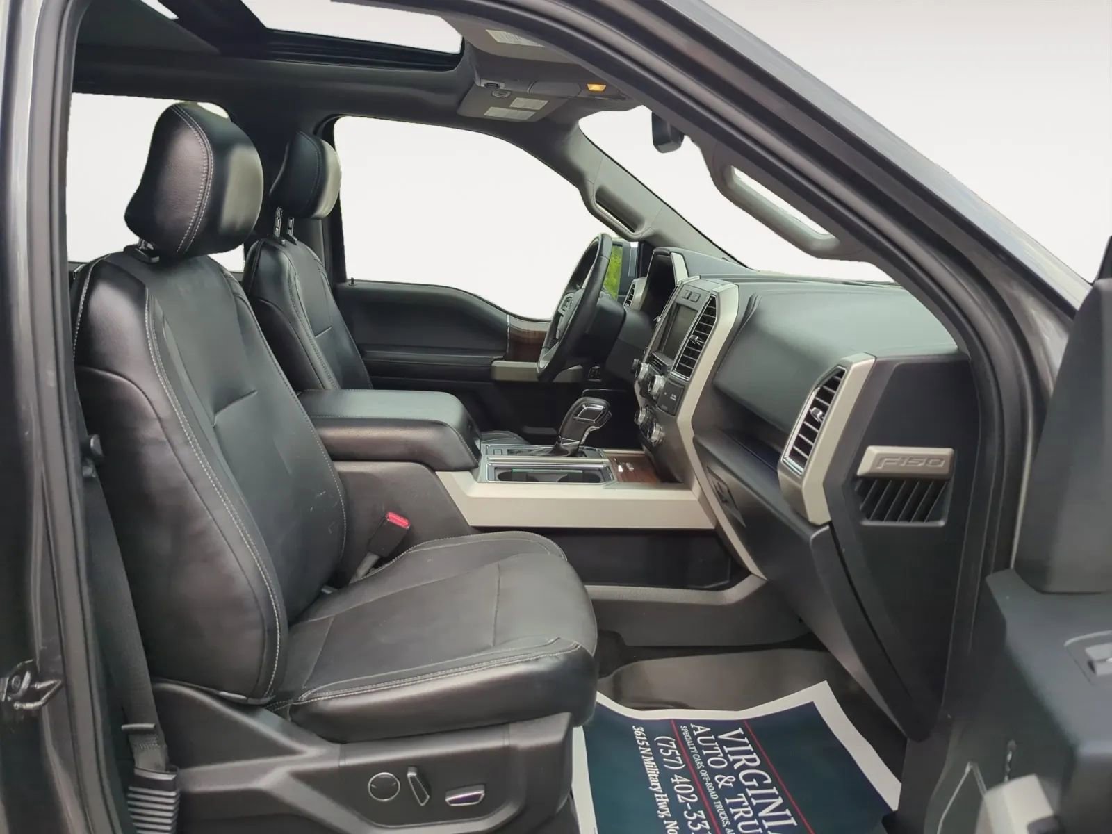 Used 2015 Ford F150 Lariat w/ Equipment Group 502A Luxury AWD/4WD image 16