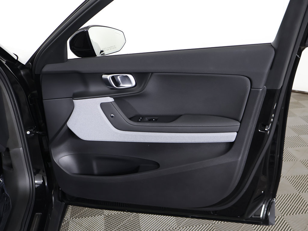Used 2024 Polestar Polestar 2 AWD/4WD image 24
