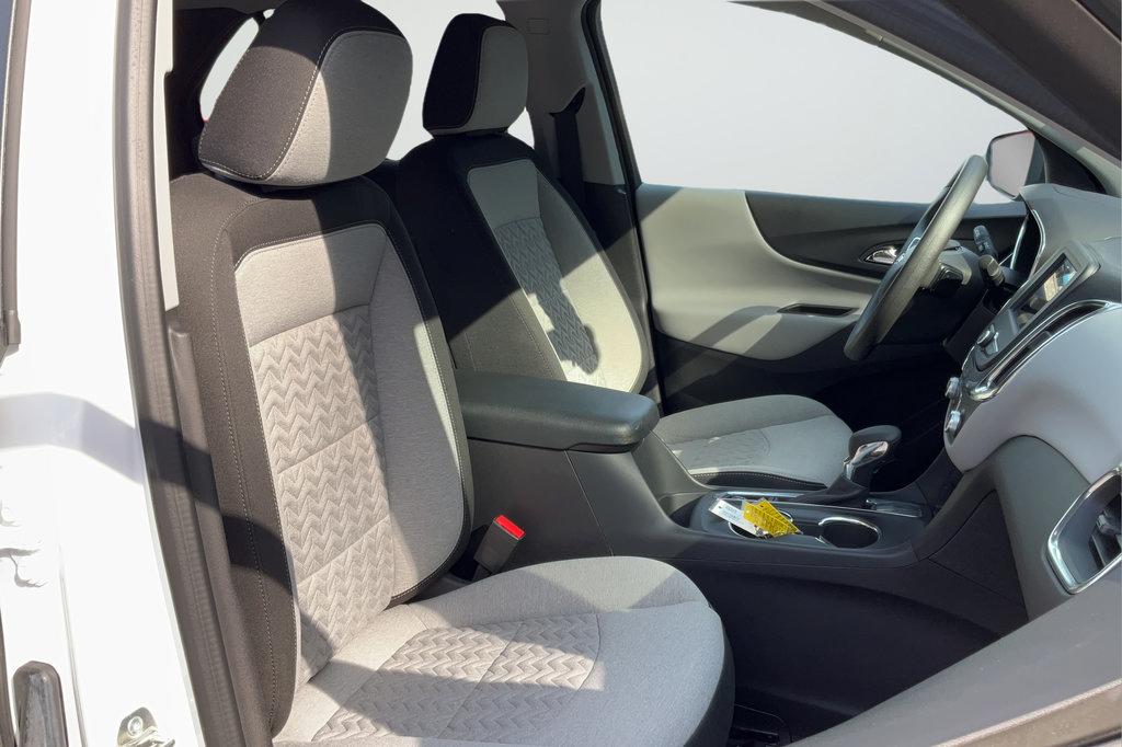 Certified 2024 Chevrolet Equinox LS w/ LS Convenience Package FWD image 20