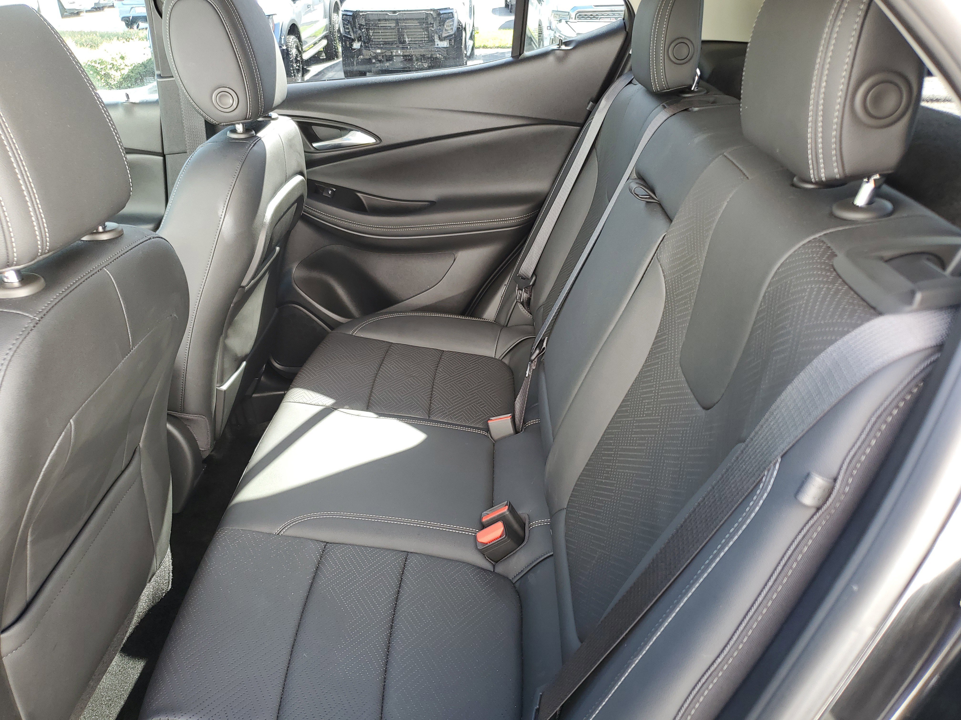 Used 2023 Buick Encore GX Essence w/ Experience Buick Package image 11