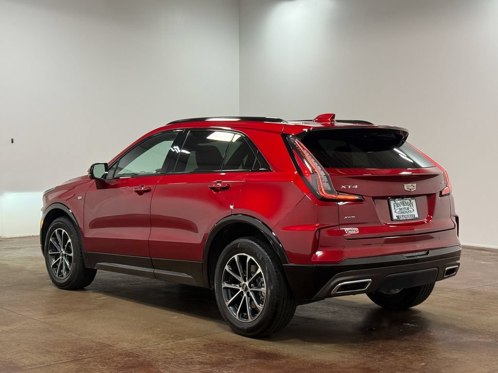 Used 2025 Cadillac XT4 Sport w/ LPO, Floor Liner Package AWD/4WD image 5