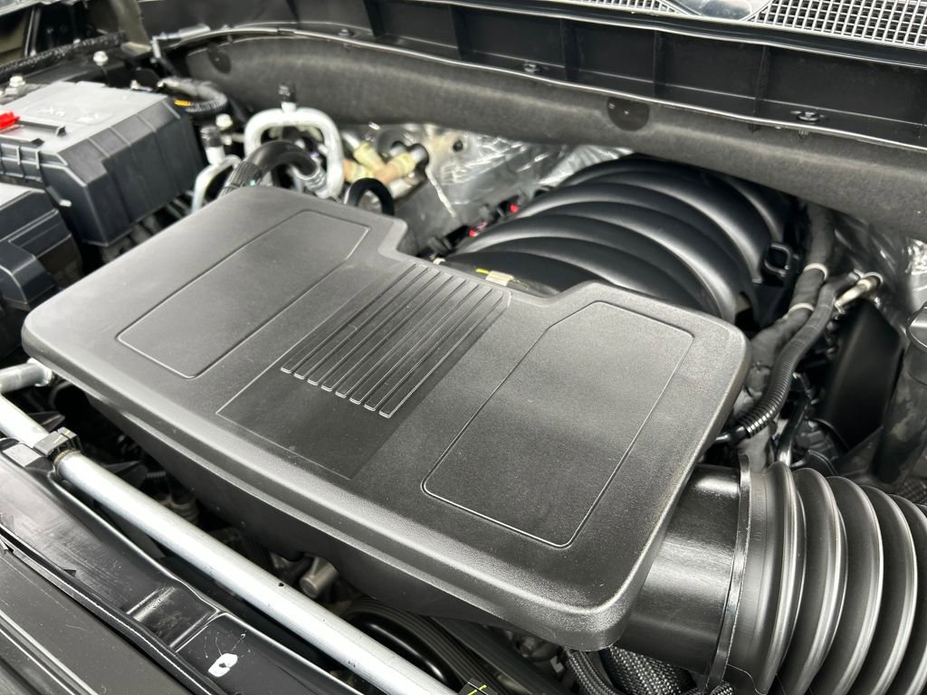 Used 2024 Chevrolet Tahoe RST w/ Luxury Package image 26