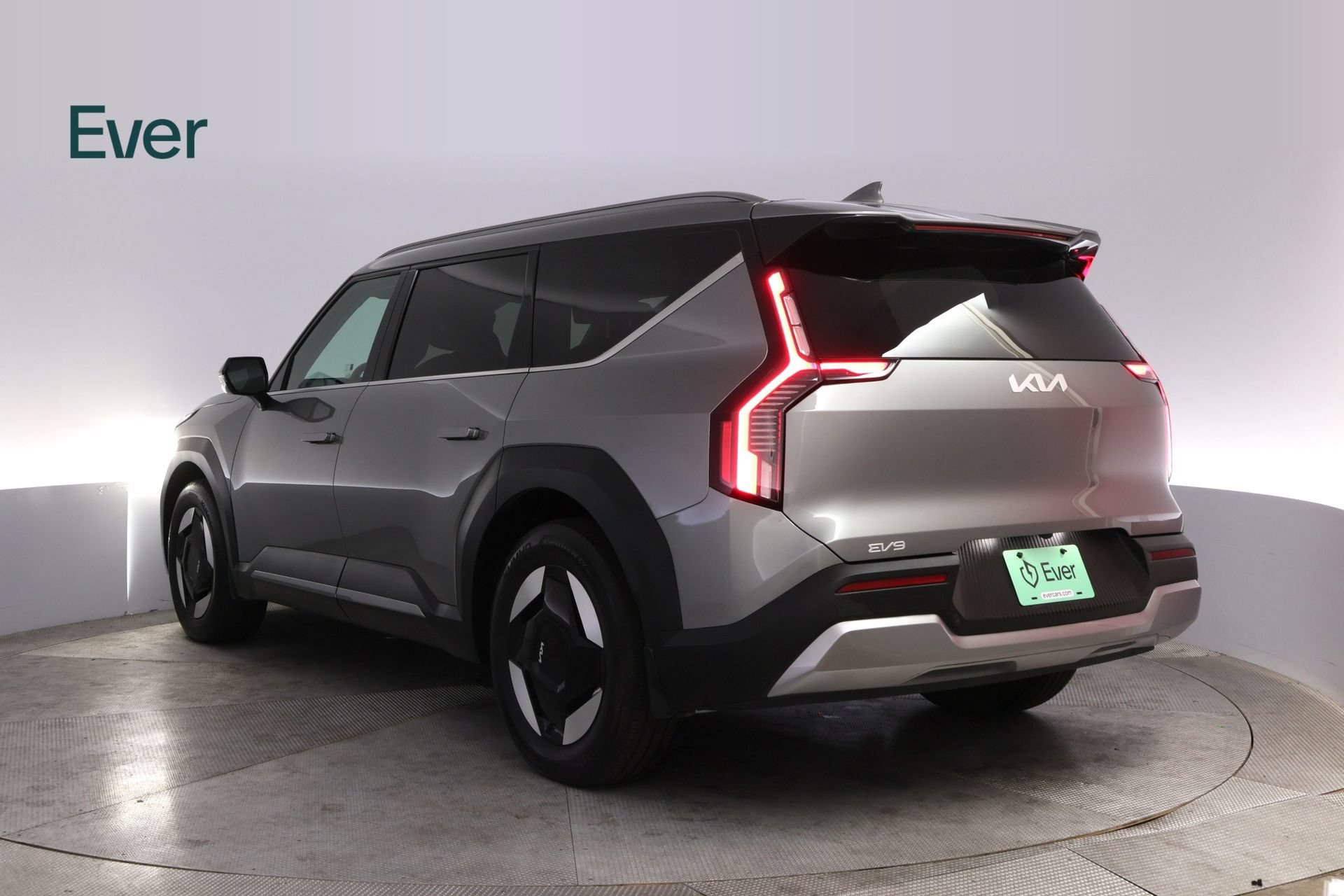 Used 2024 Kia EV9 Wind AWD/4WD image 17