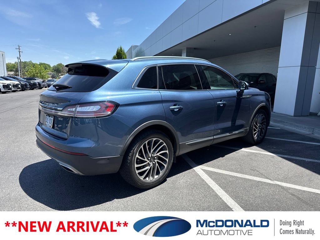 Used 2019 Lincoln Nautilus Reserve FWD image 3