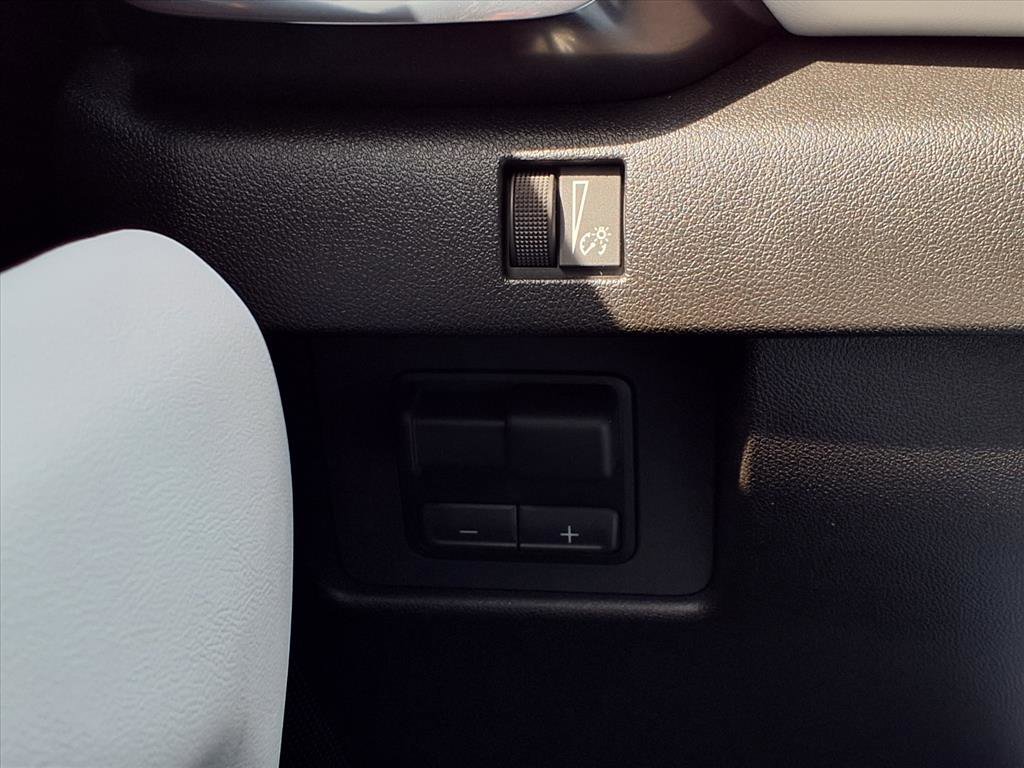 Used 2026 GMC Canyon AT4X image 11