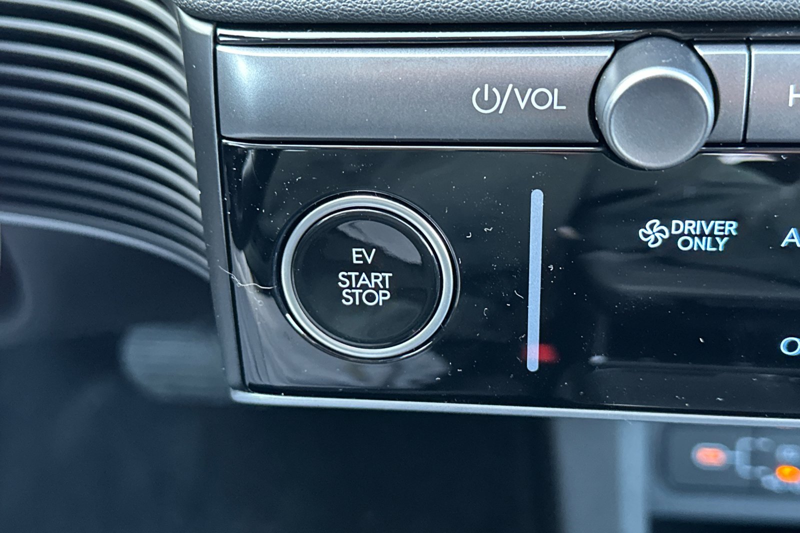 New 2026 Hyundai Ioniq 5 SE image 23