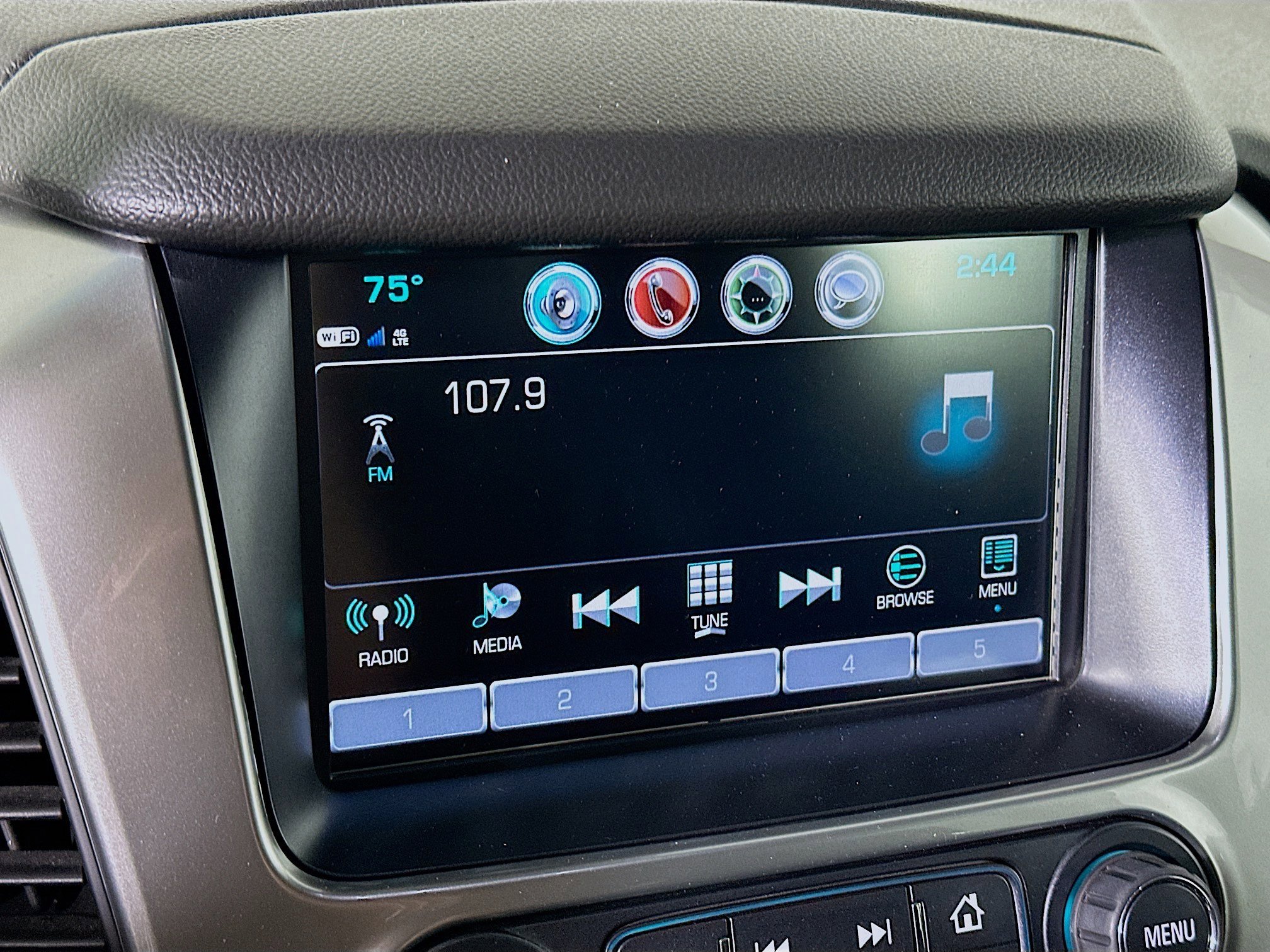 Used 2018 Chevrolet Tahoe LS w/ Enhanced Driver Alert Package RWD image 19