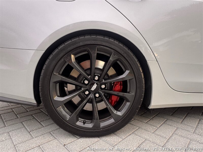 Used 2017 Cadillac CTS V w/ Carbon Fiber Package RWD image 31