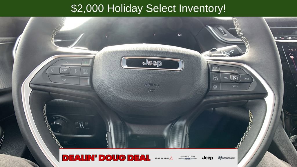 New 2025 Jeep Grand Cherokee L Altitude image 15