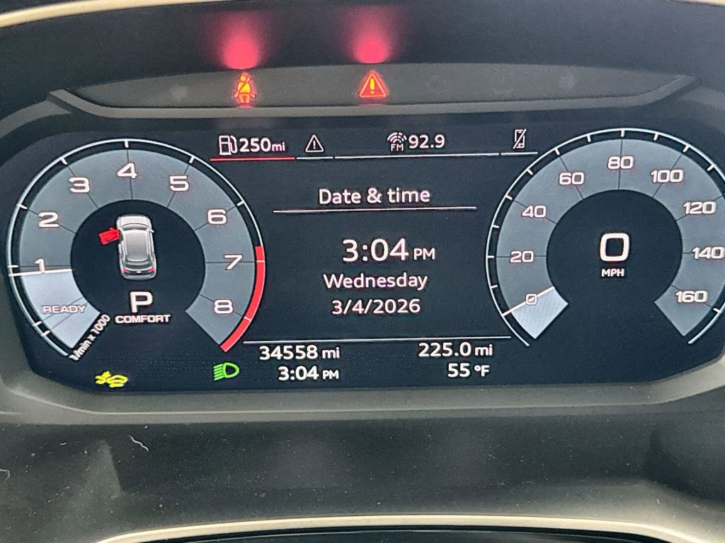 Used 2025 Audi Q3 2.0T Premium image 18