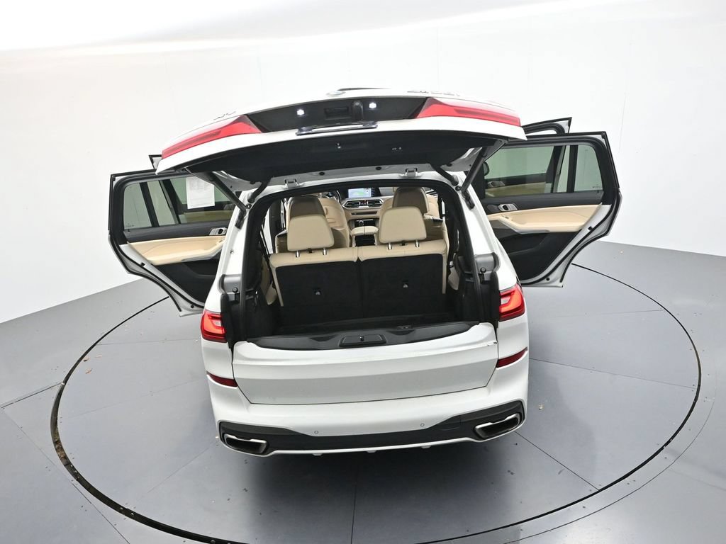 Used 2022 BMW X7 M50i AWD/4WD image 41