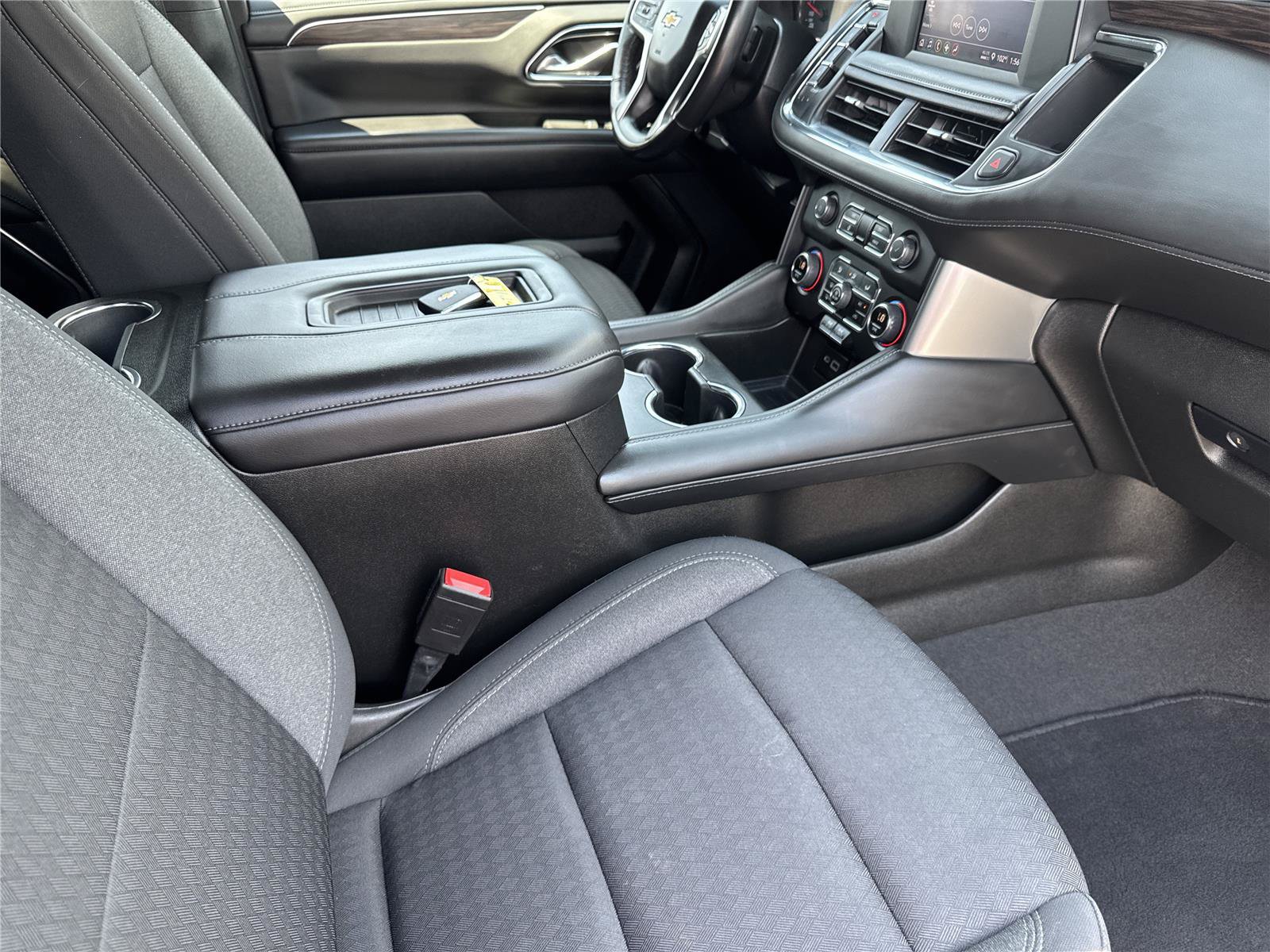 Used 2023 Chevrolet Tahoe LS AWD/4WD image 35