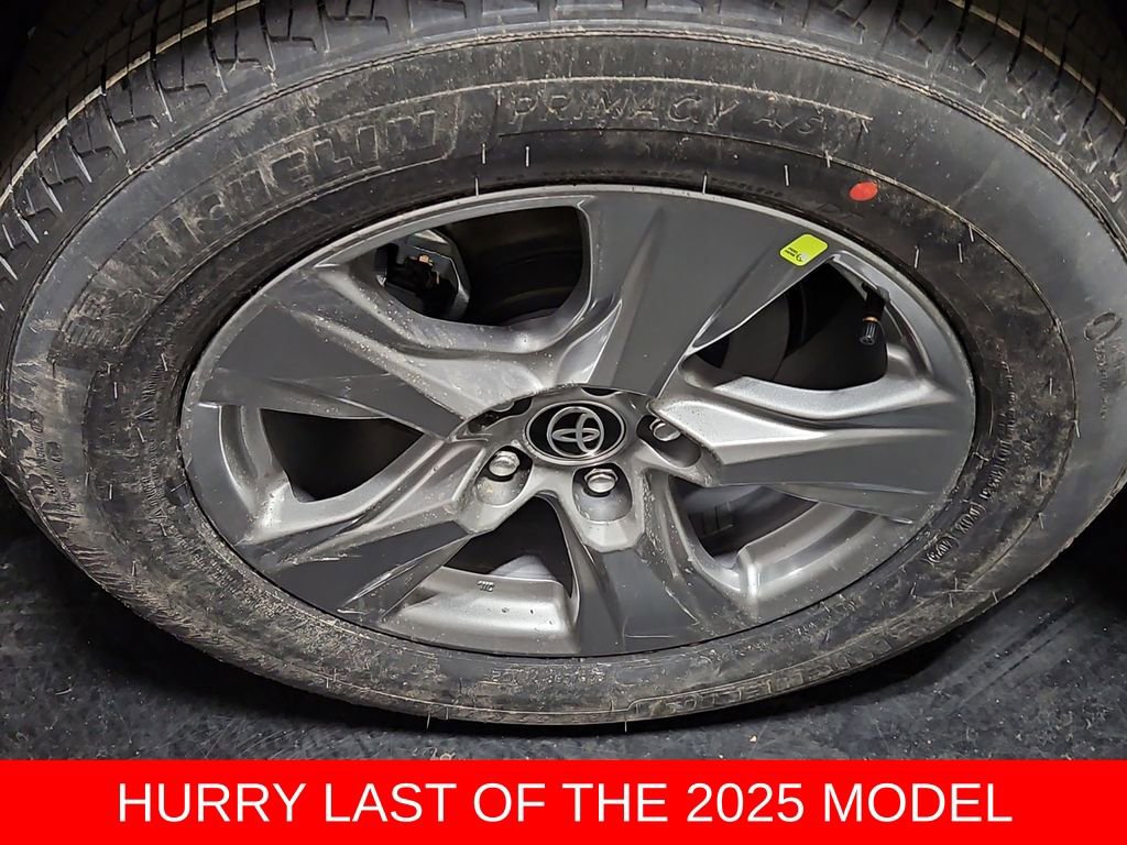 New 2025 Toyota RAV4 XLE image 9