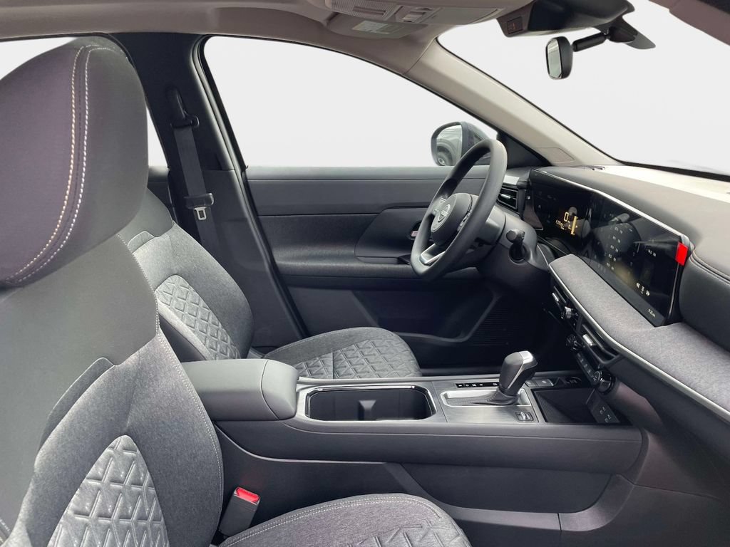 New 2027 Nissan Kicks SV w/ SV Premium Package AWD/4WD image 10