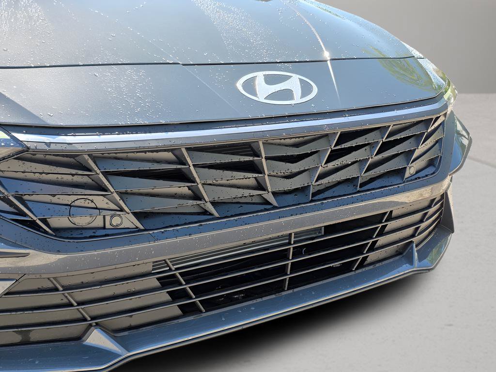 New 2026 Hyundai Elantra SE FWD image 9