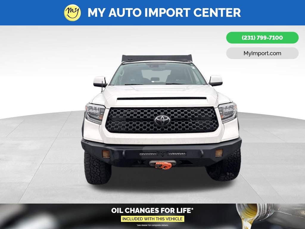 Used 2018 Toyota Tundra Platinum image 2