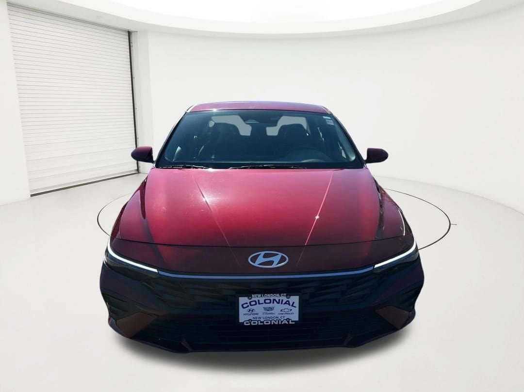 Certified 2024 Hyundai Elantra SEL FWD image 2