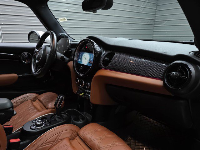 Used 2023 MINI Cooper SE FWD image 12