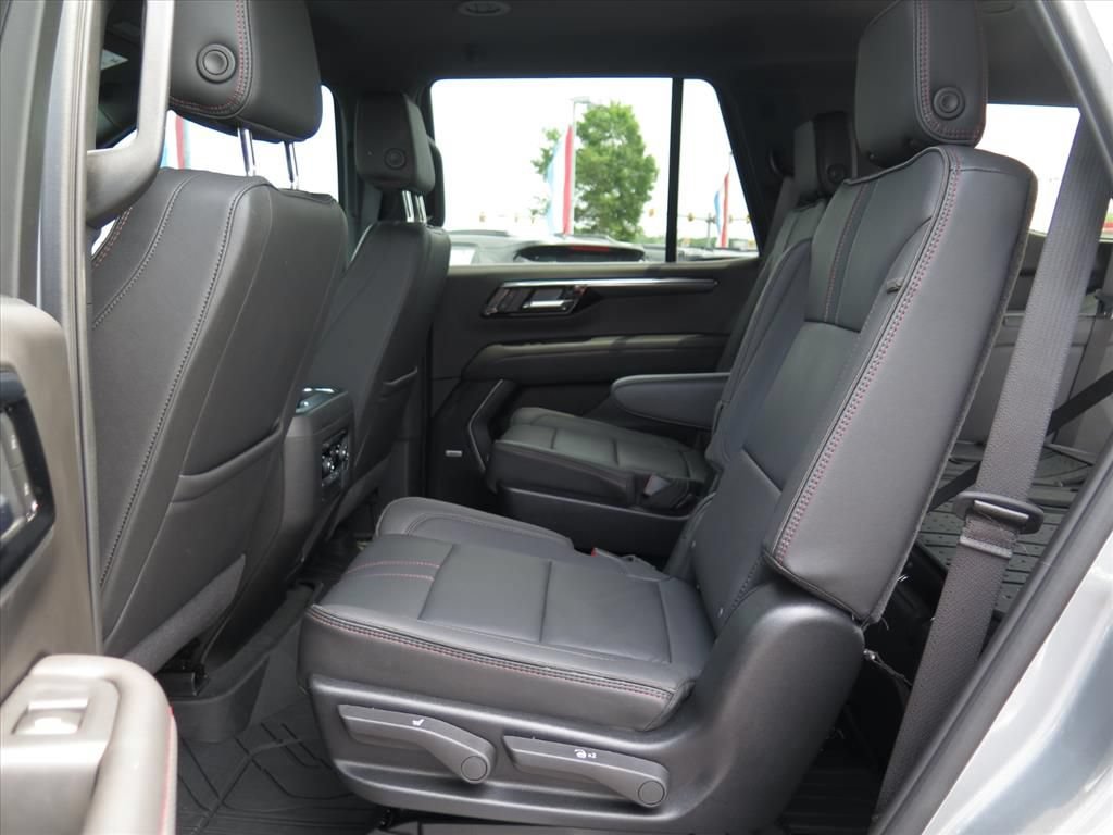 Used 2025 Chevrolet Tahoe RST w/ Comfort Package RWD image 24