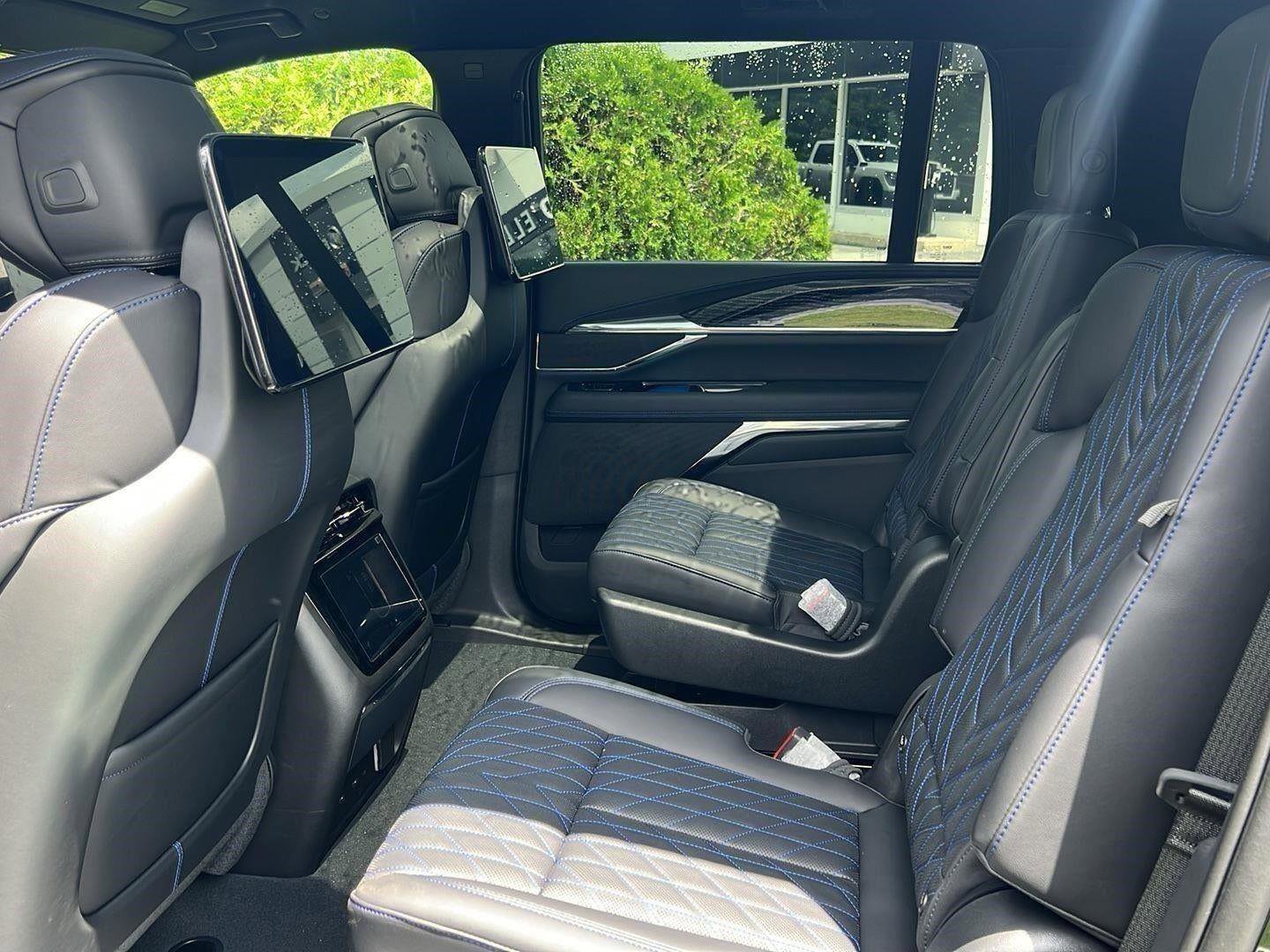 New 2026 Cadillac Escalade IQL Sport 1 image 71