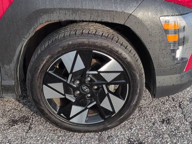 Used 2025 Hyundai Kona SEL FWD image 10