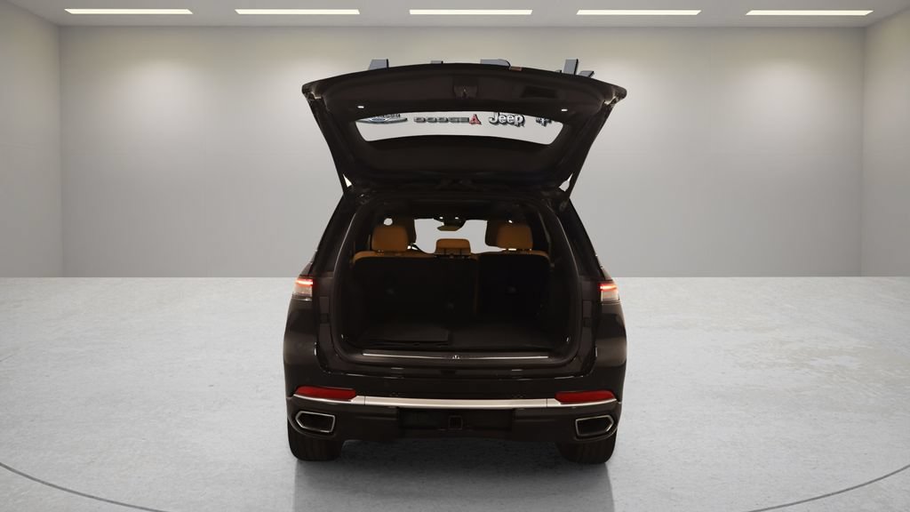 Certified 2022 Jeep Grand Cherokee Summit AWD/4WD image 24