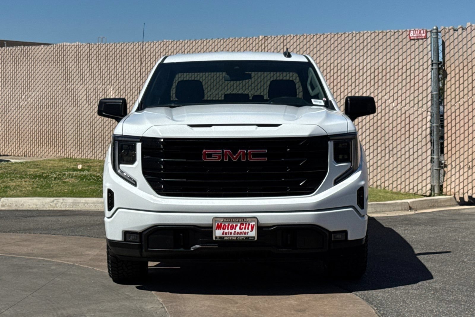 Certified 2023 GMC Sierra 1500 Elevation w/ X31 Off-Road Package AWD/4WD image 9