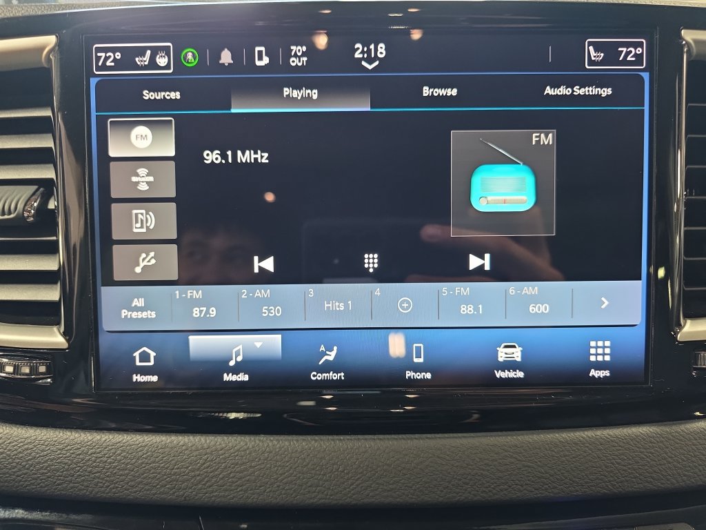 Used 2023 Chrysler Pacifica Touring-L FWD image 27