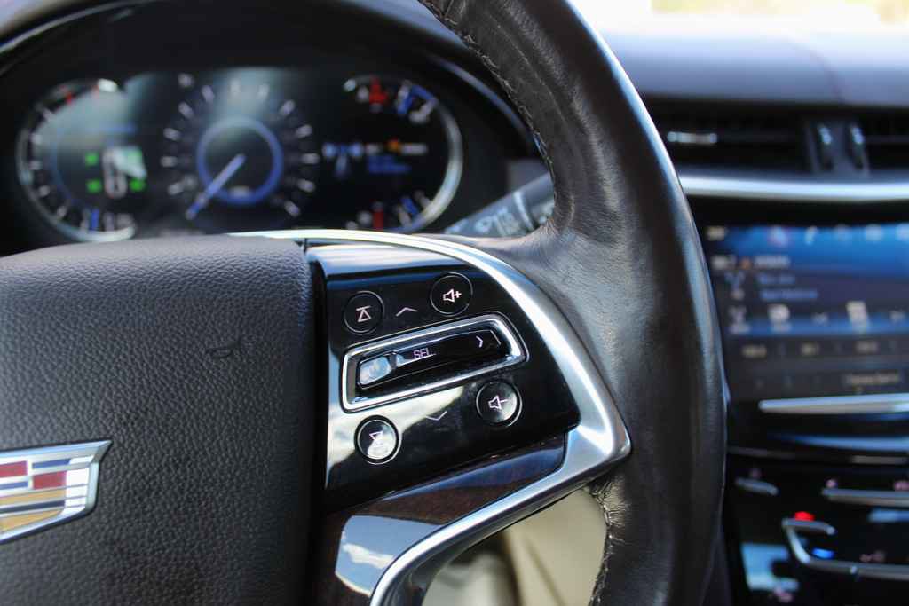 Used 2017 Cadillac XTS Premium Luxury image 17