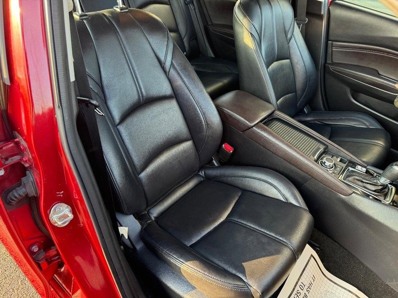 Used 2017 MAZDA MAZDA3 Touring image 11