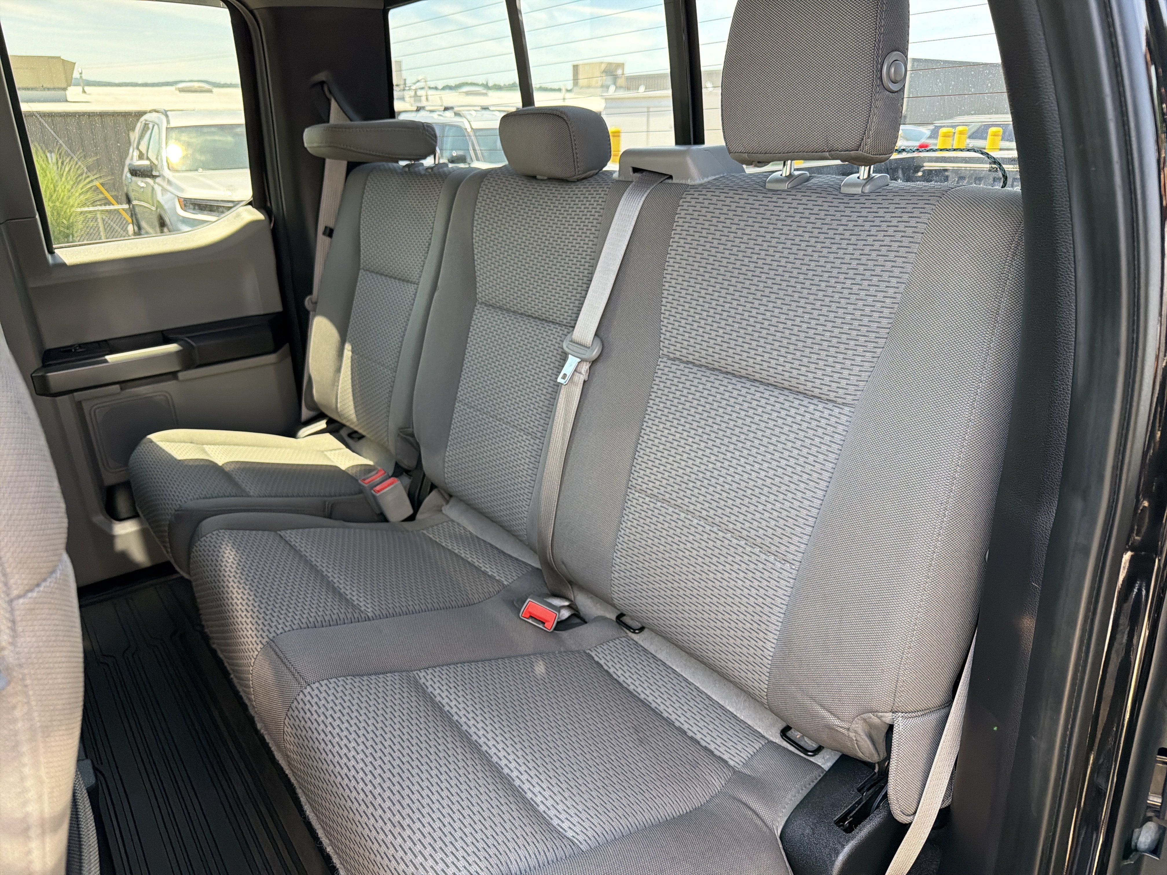 Used 2019 Ford F150 XLT w/ Equipment Group 302A Luxury AWD/4WD image 23