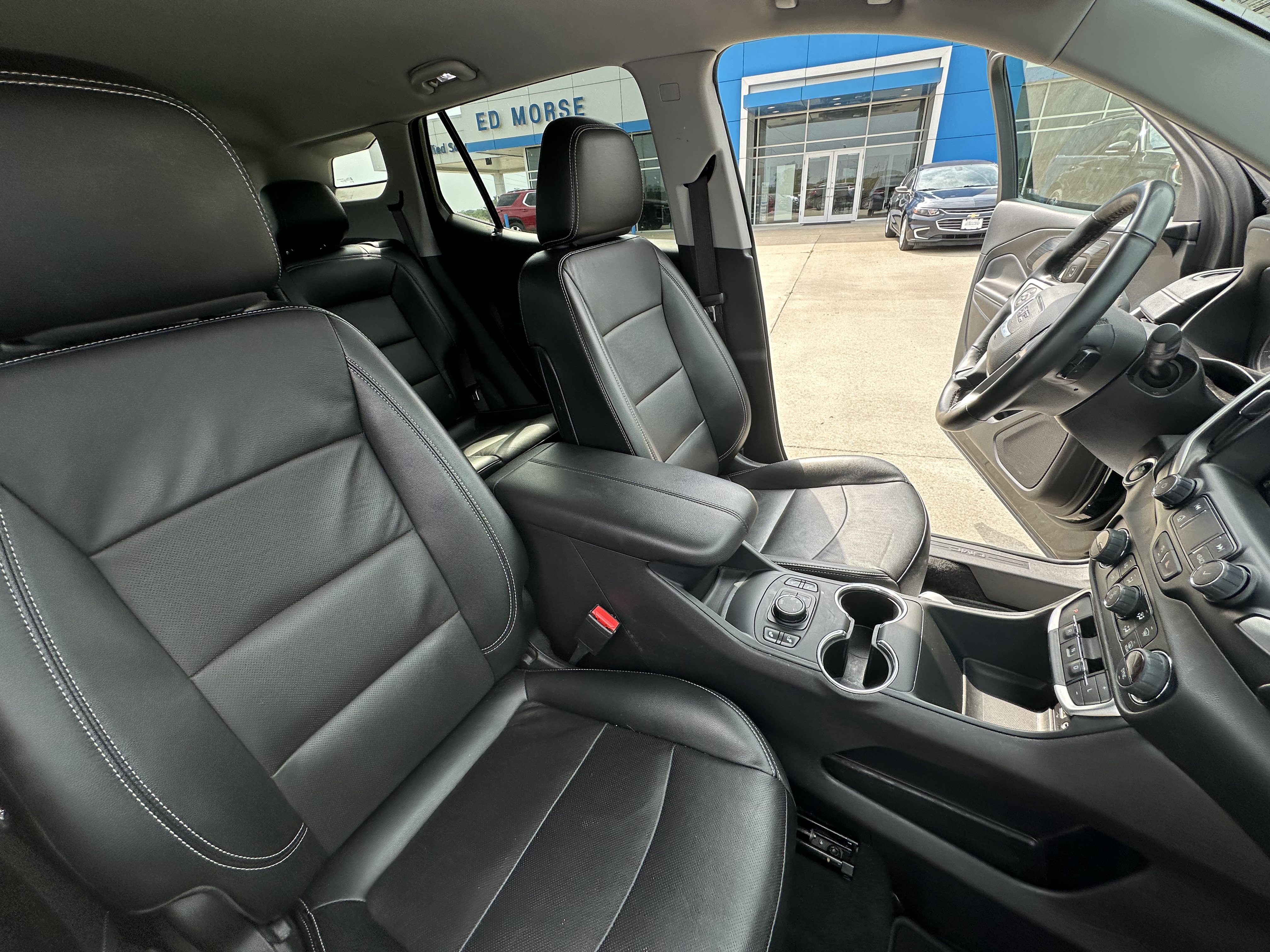 Certified 2024 GMC Terrain SLT AWD/4WD image 30