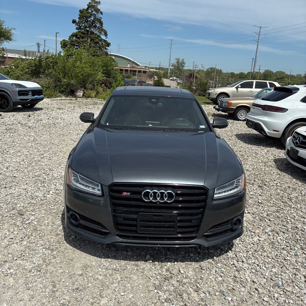Used 2017 Audi S8 Plus w/ Dynamic Package image 2