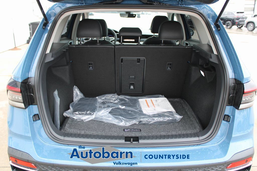 New 2026 Volkswagen Taos SEL AWD/4WD image 21