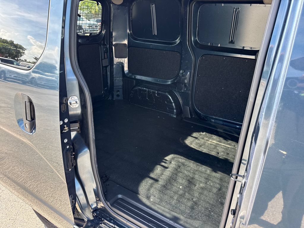 Used 2017 Nissan NV200 SV w/ Technology Package FWD image 24