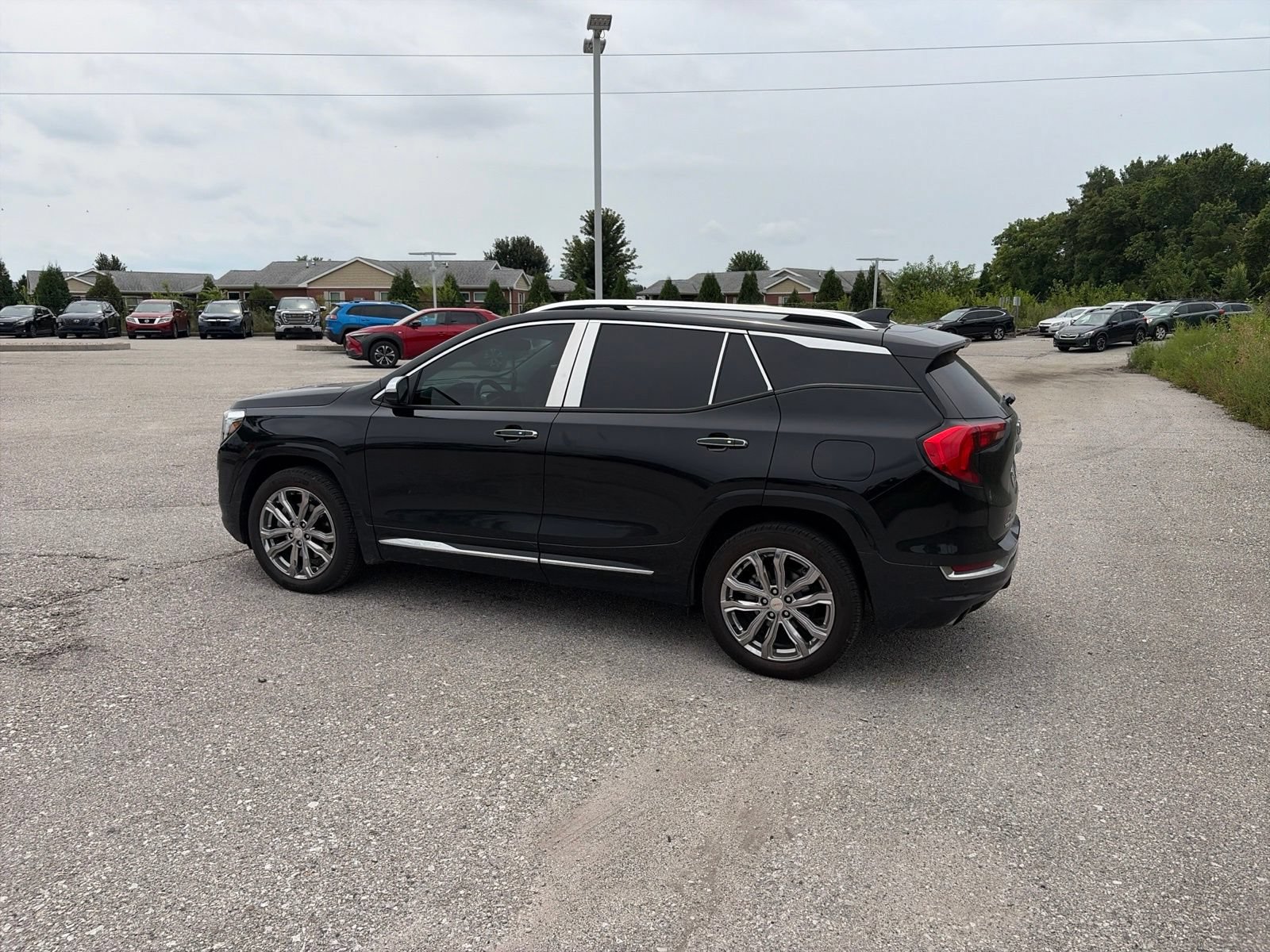 Used 2018 GMC Terrain Denali w/ Advanced Safety Package AWD/4WD image 15