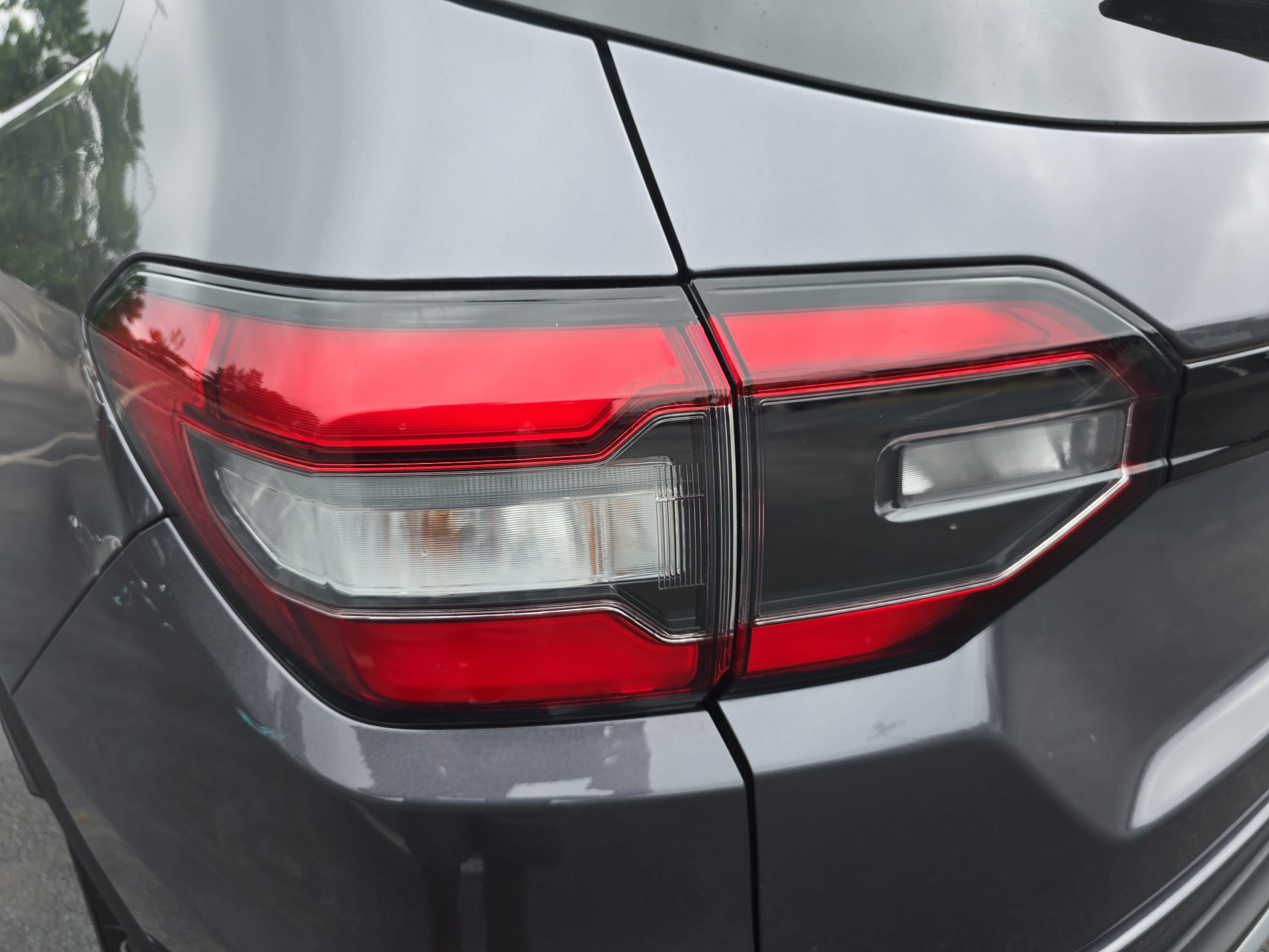 Used 2023 Honda Pilot Touring image 36
