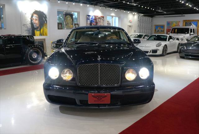 Used 2007 Bentley Azure image 4