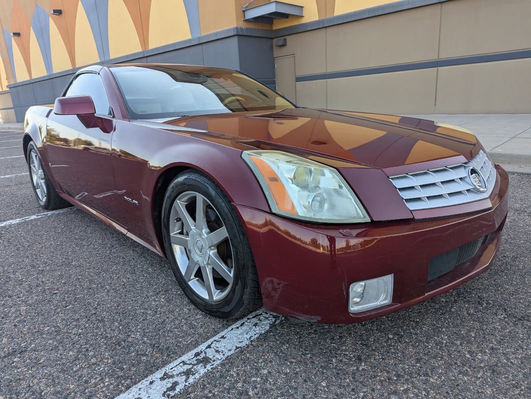 Used 2006 Cadillac XLR image 8