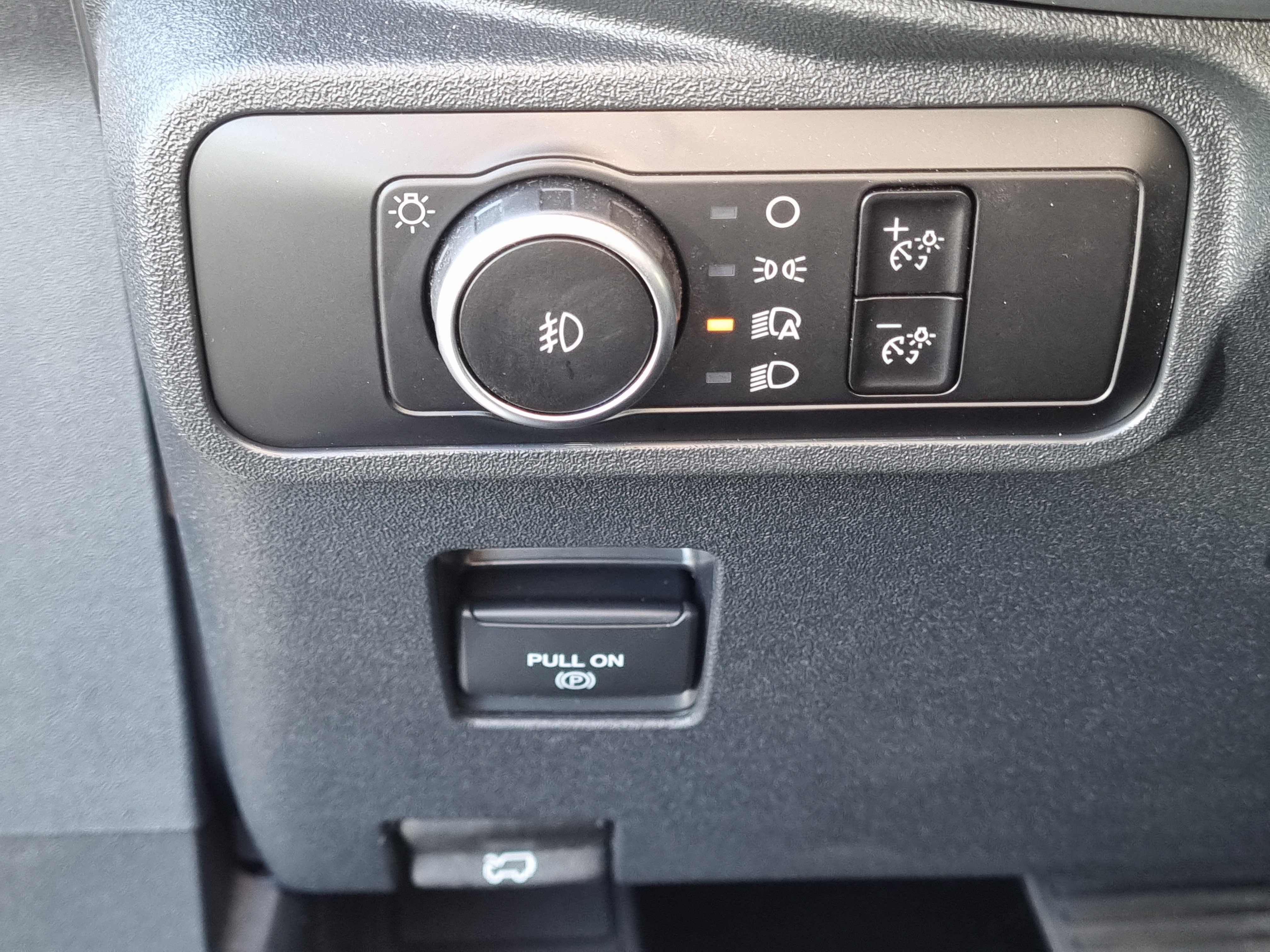 Used 2025 Ford Bronco Outer Banks AWD/4WD image 25