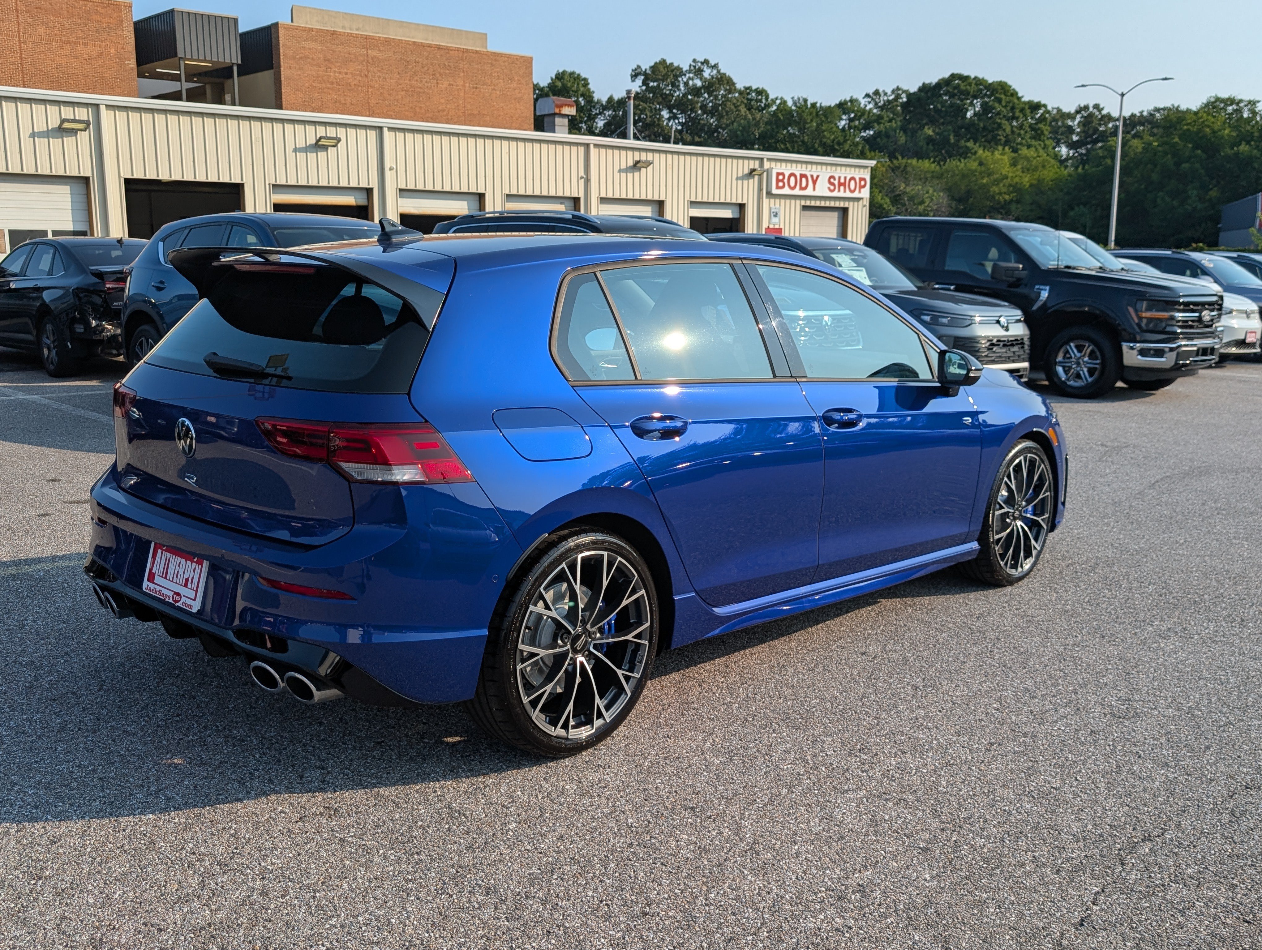 Used 2026 Volkswagen Golf AWD/4WD image 3