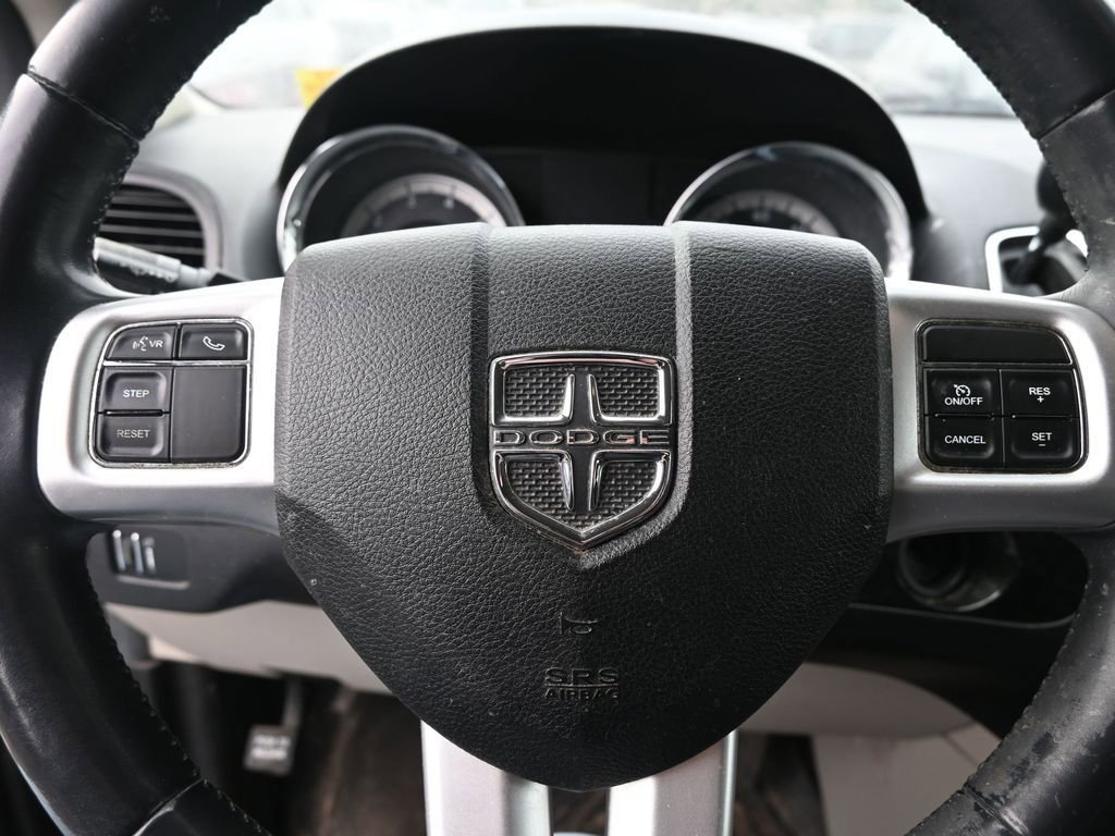 Used 2013 Dodge Grand Caravan SE image 14
