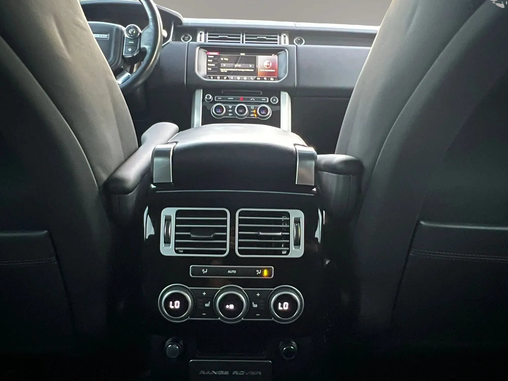 Used 2017 Land Rover Range Rover Supercharged AWD/4WD image 51