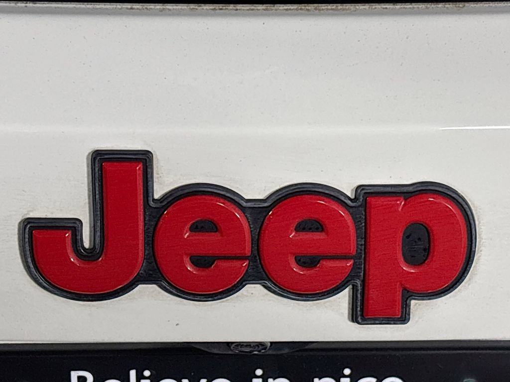 Certified 2023 Jeep Renegade Latitude w/ Sun/Sound Group AWD/4WD image 26