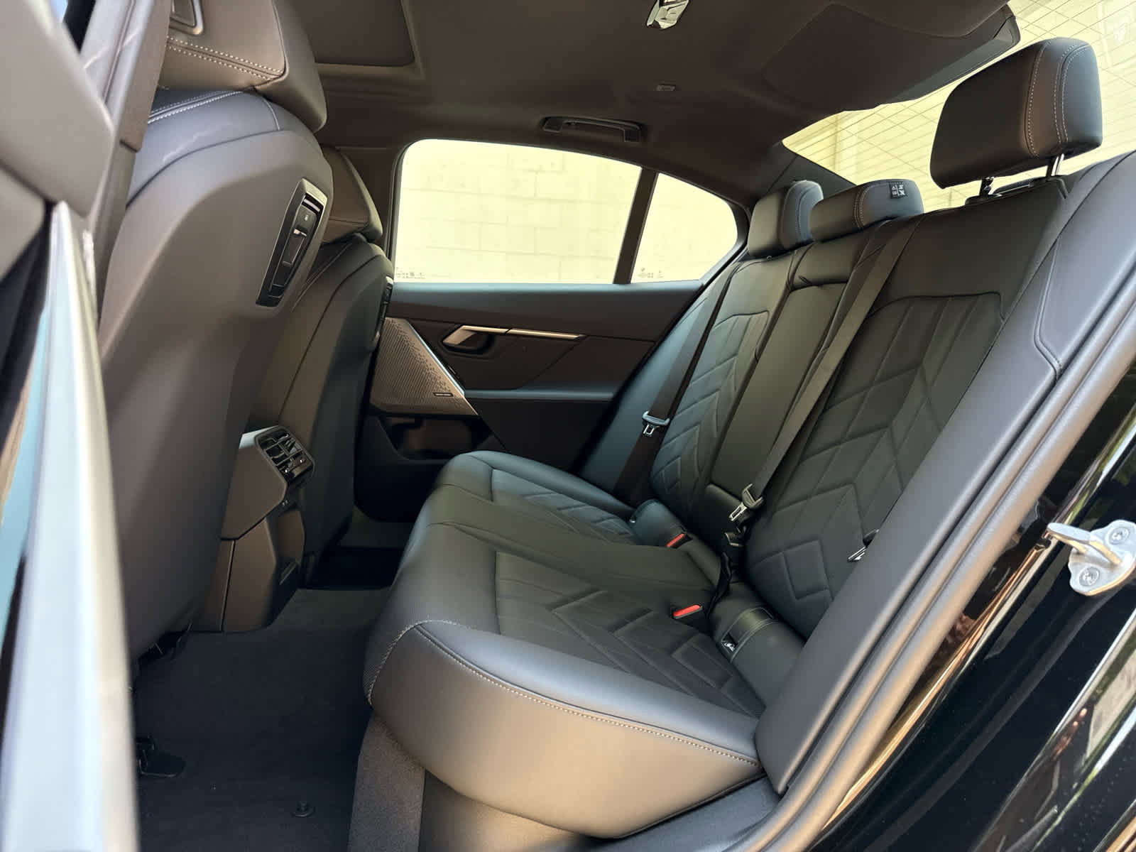 Used 2026 BMW 530i xDrive w/ M Sport Package image 16