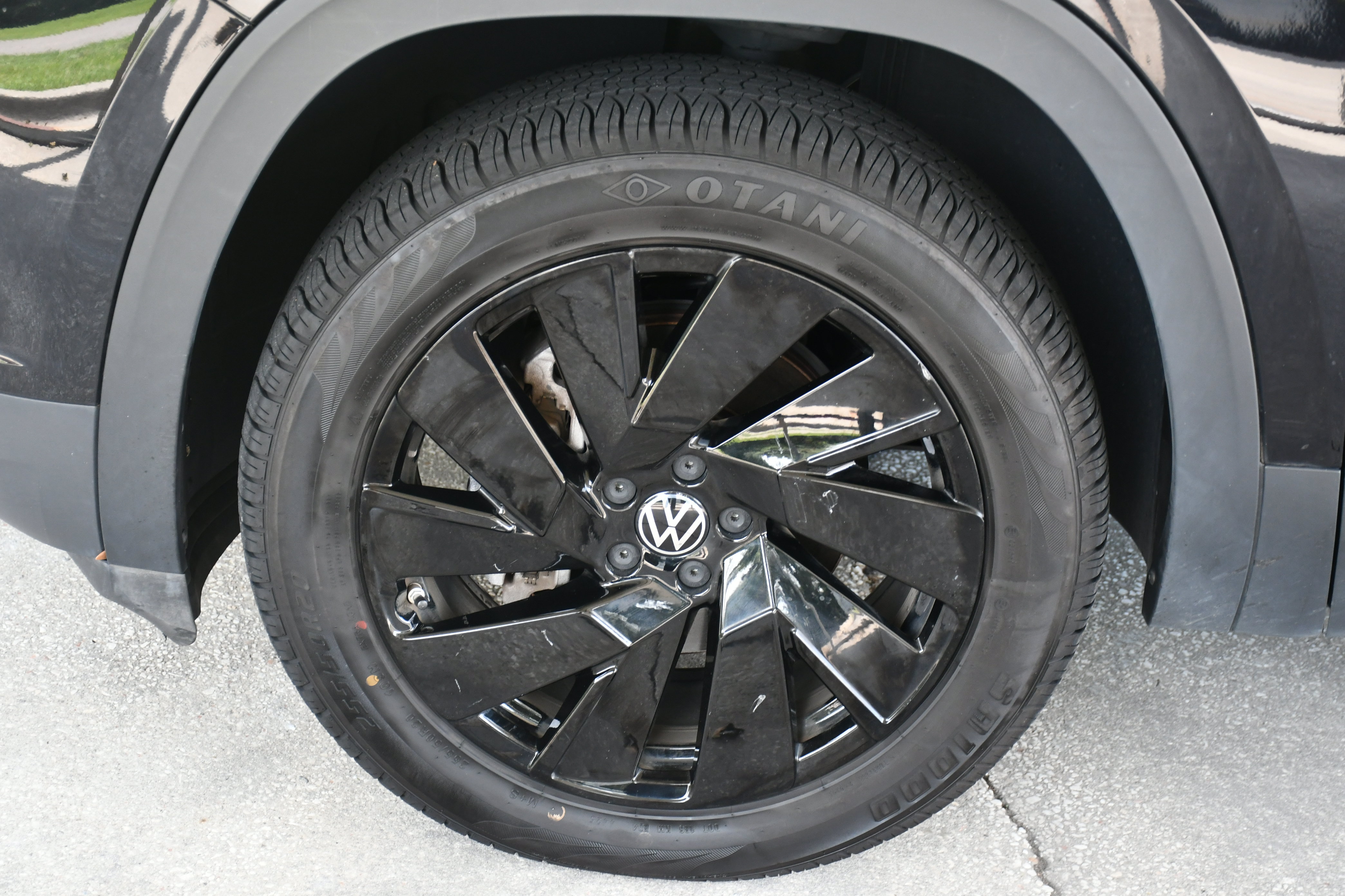 Used 2024 Volkswagen Atlas SE FWD image 22